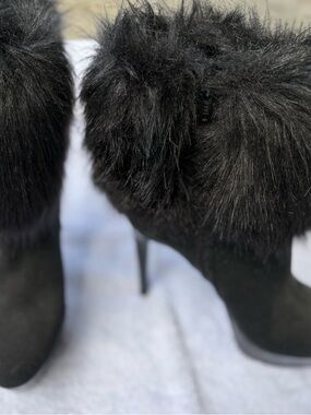 Gianni Bini Black Faux Fur Stiletto Booties